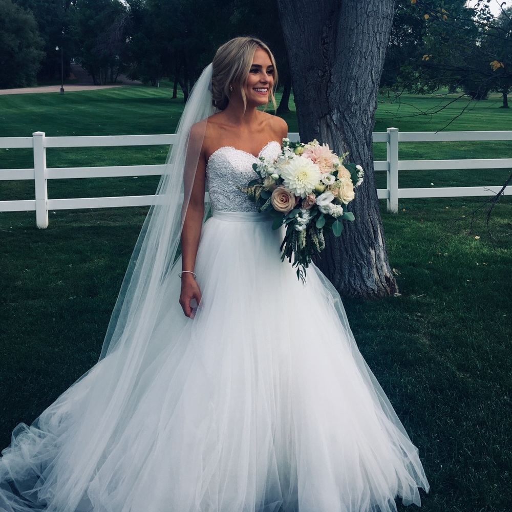 Wedding dress!!